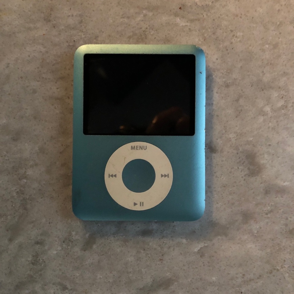 Blue iPod 8G Used Good Condition